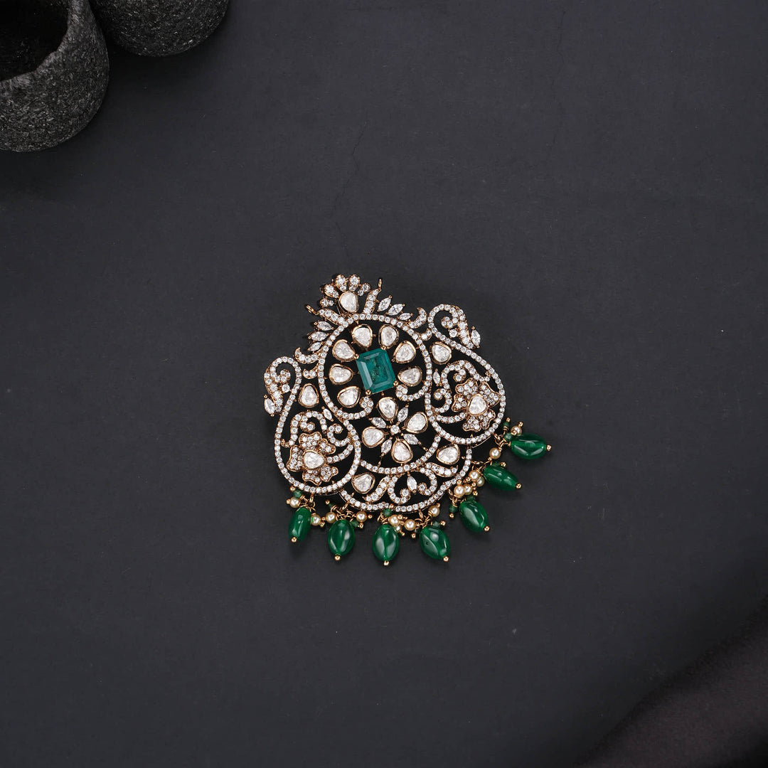 Effortlessly Pretty Victorian Pendant Set