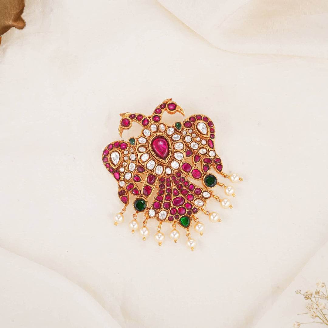 Abithaa Kundan Pendant