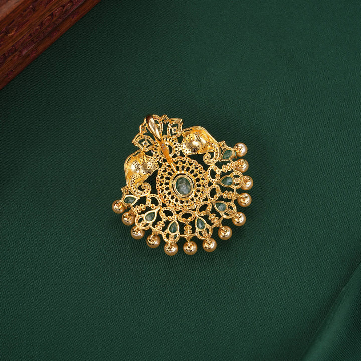 Catchy Wonder Avikam Pendant Set