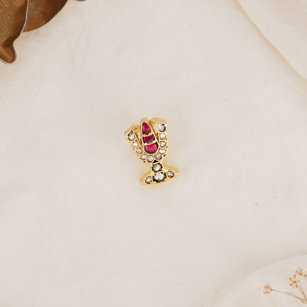 Thanisha Kundan Pendant