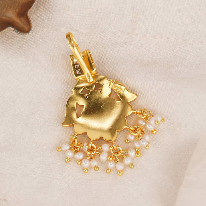 Bloooming Kundan Pendant