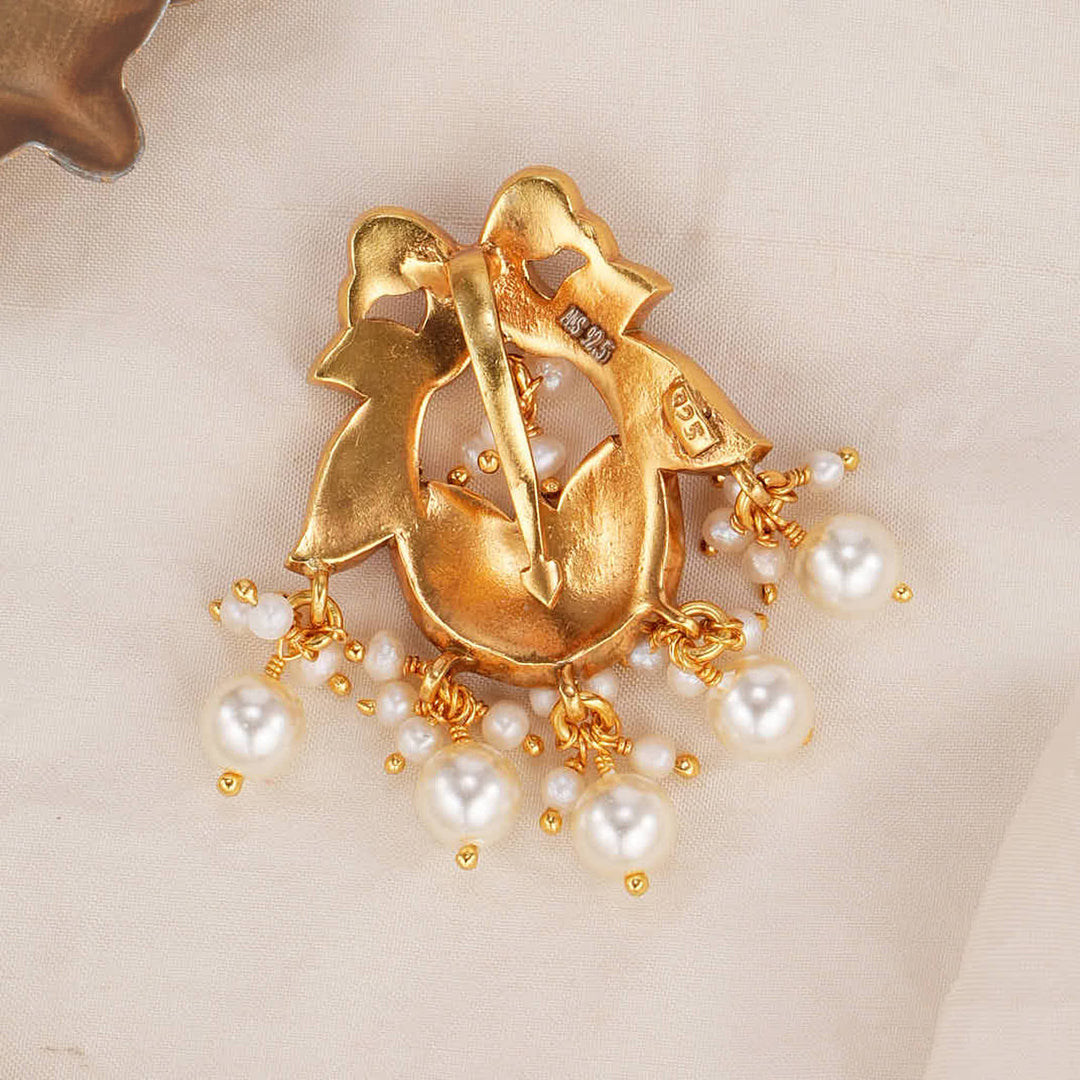 Vedhikaa Kundan Pendant