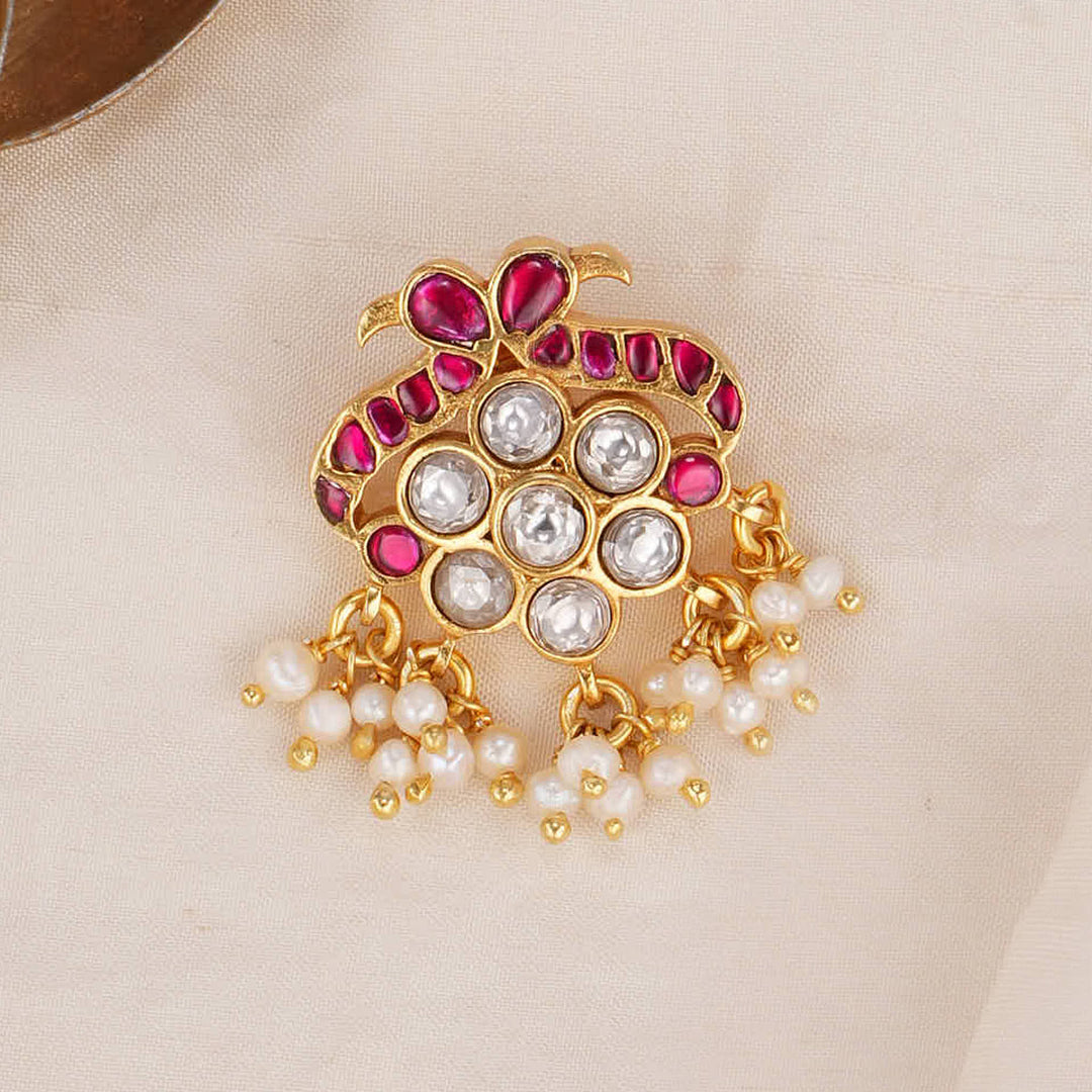 Adorable  Kundan Pendant