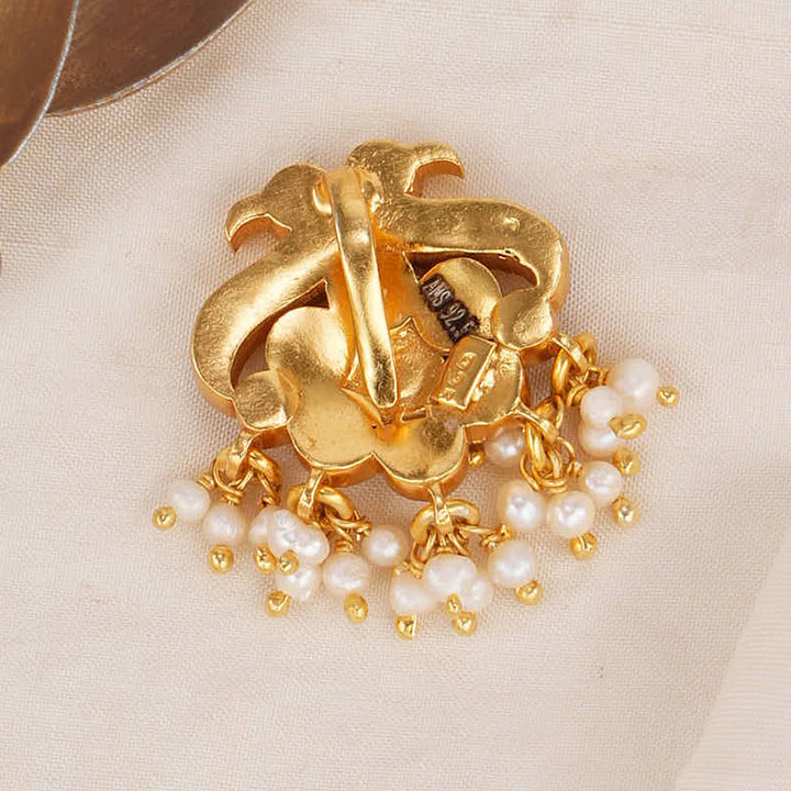 Adorable  Kundan Pendant