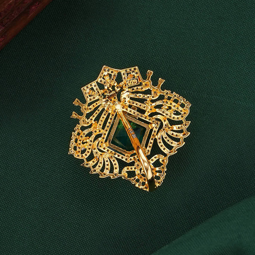Majestic Beauty Avikam Pendant