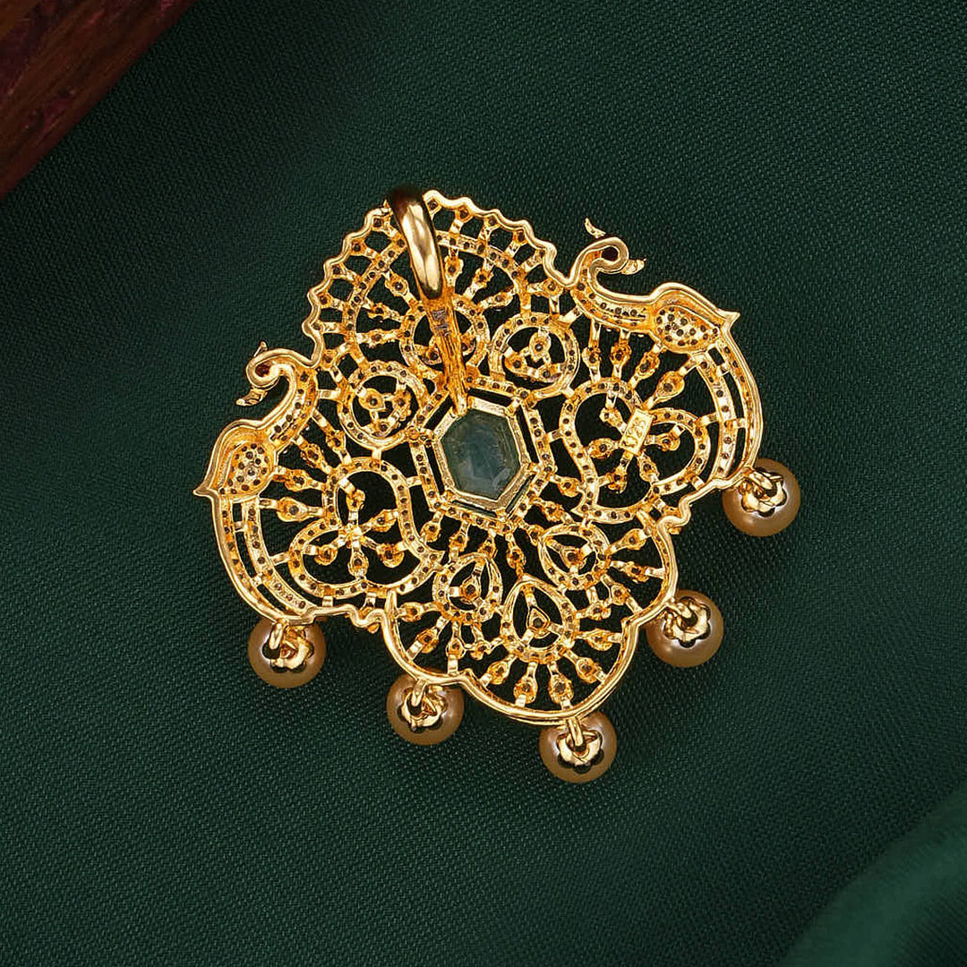 Elevated Elegance Avikam Pendant