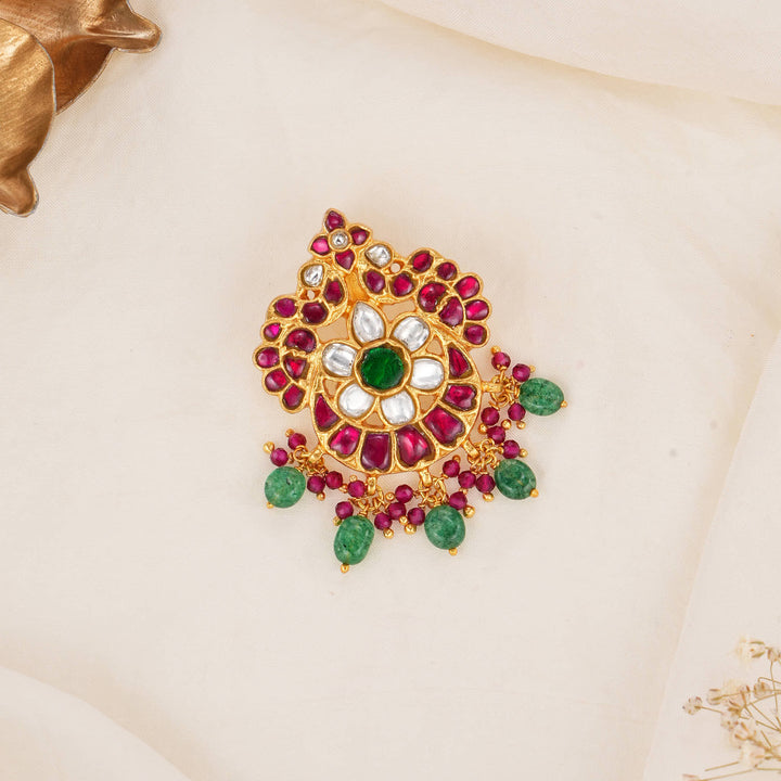 Catchy Cute Kundan Pendant