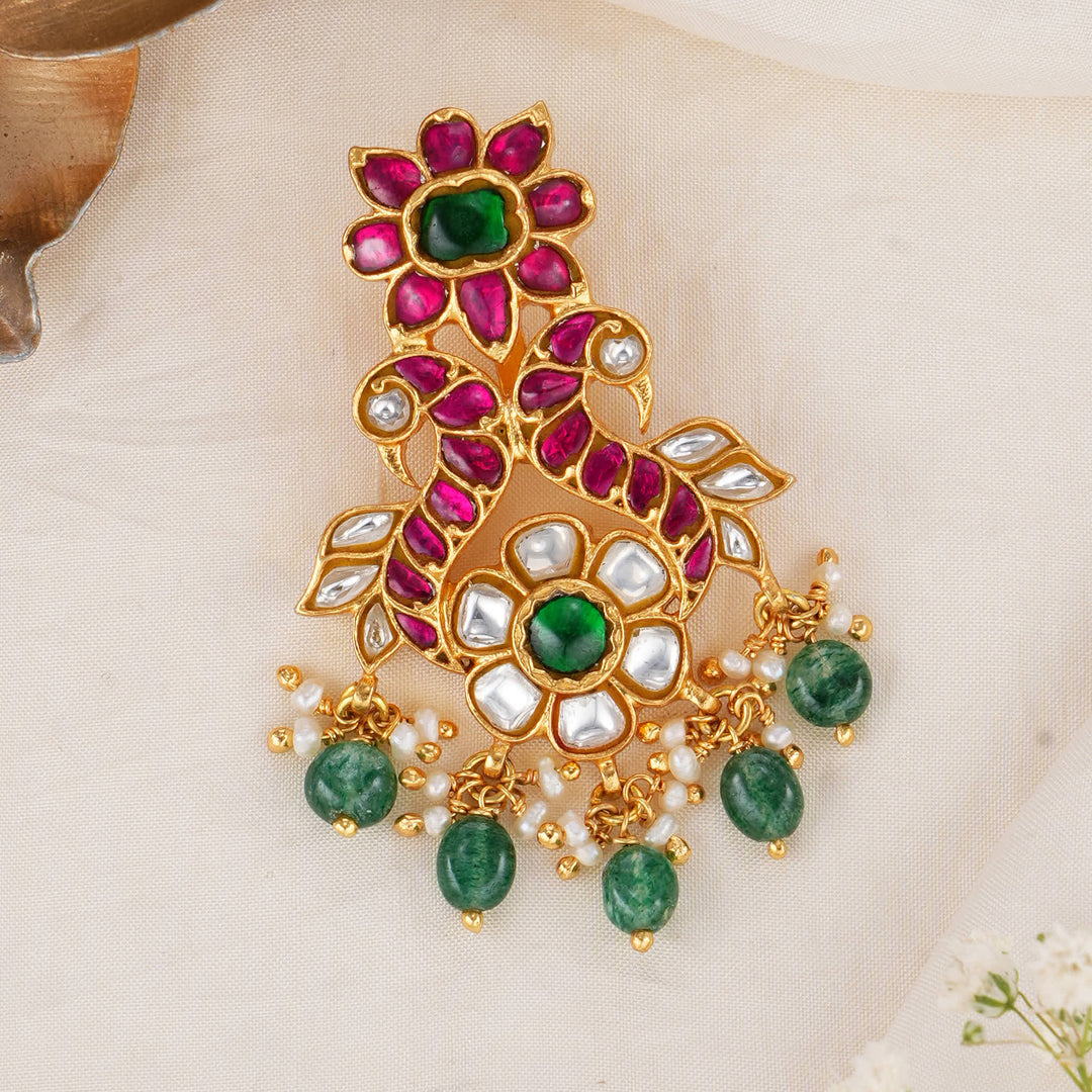 Resplendent Kundan Pendant