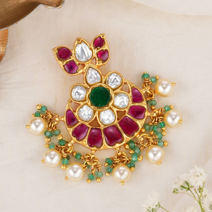 Chromatic Wear Kundan Pendant