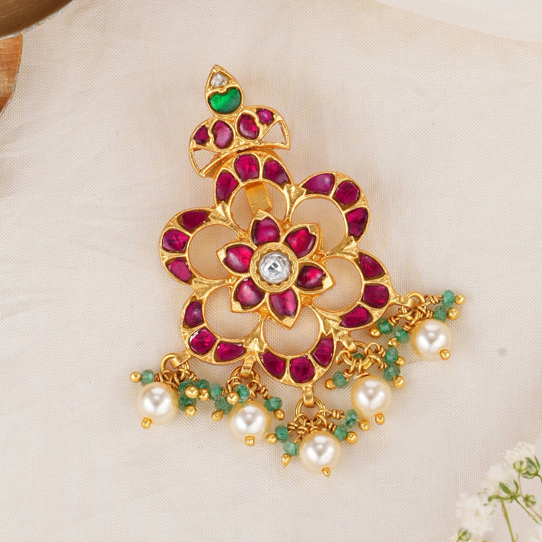 Harmonious Kundan Pendant