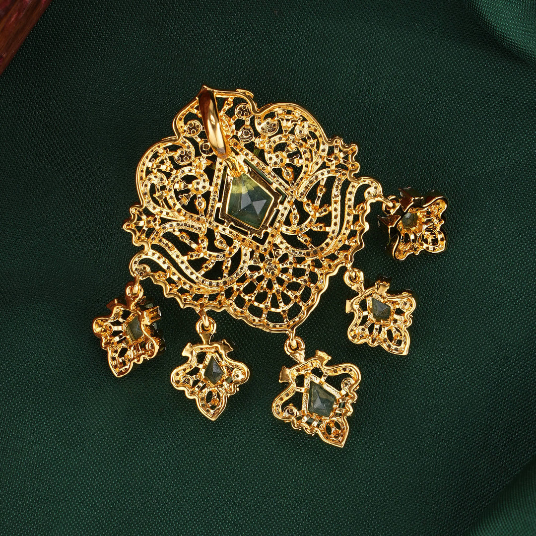Lavish  Diamond Design Pendant