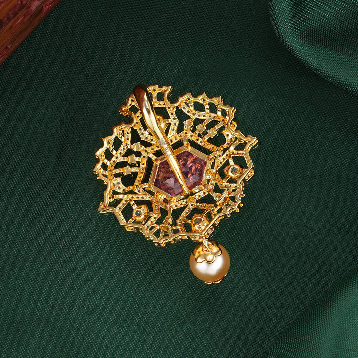 Adorable Diamond Design Pendant