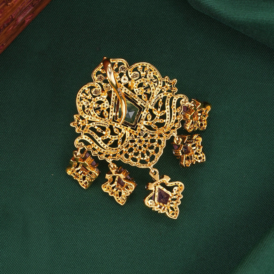 Vershikaa Diamond Design Pendant