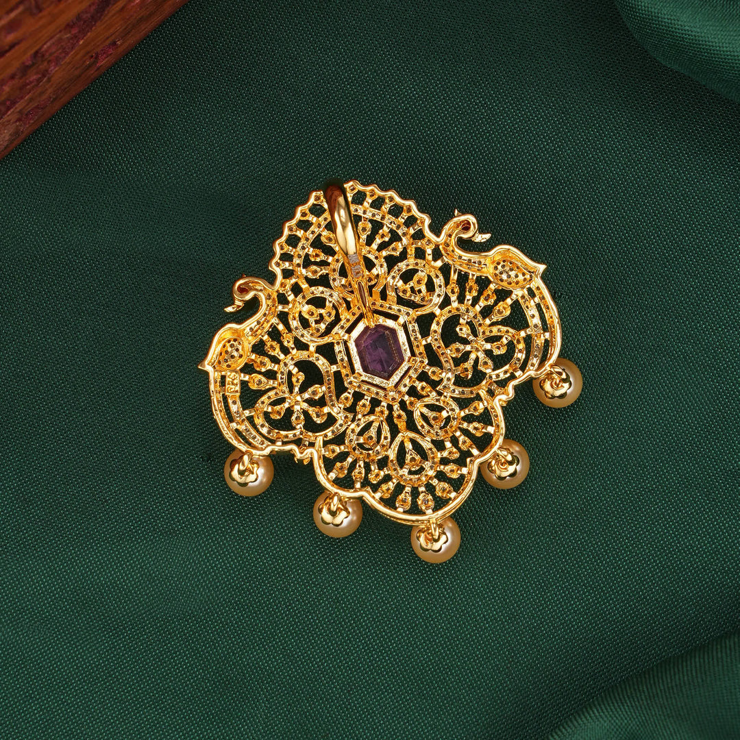Luxurious Appeal Avikam Pendant