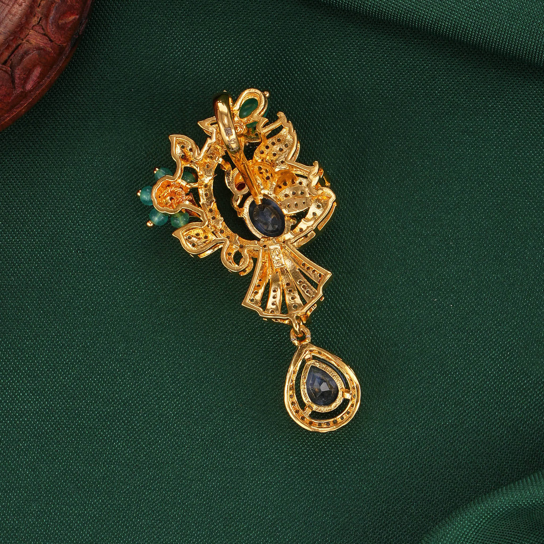 Dreamlike Avikam Pendant