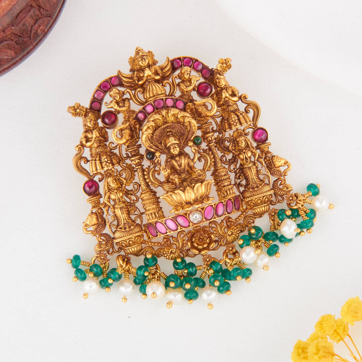 Luxurious Look 3D Spl Pendant