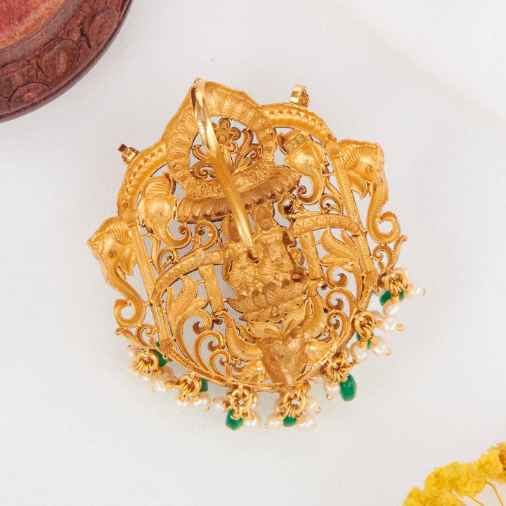 Entrancing 3D Spl Pendant