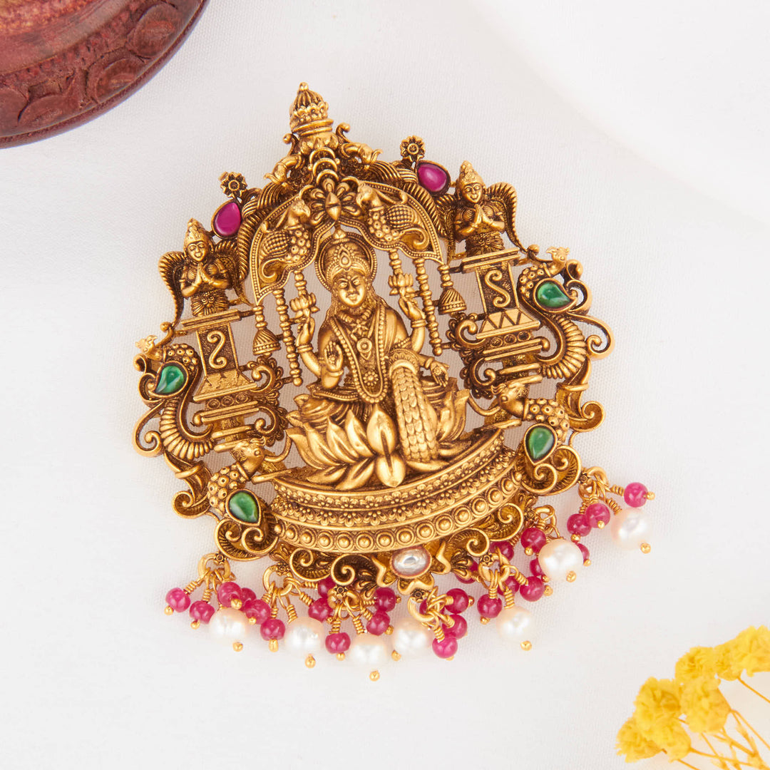 Captivating 3D Spl Pendant