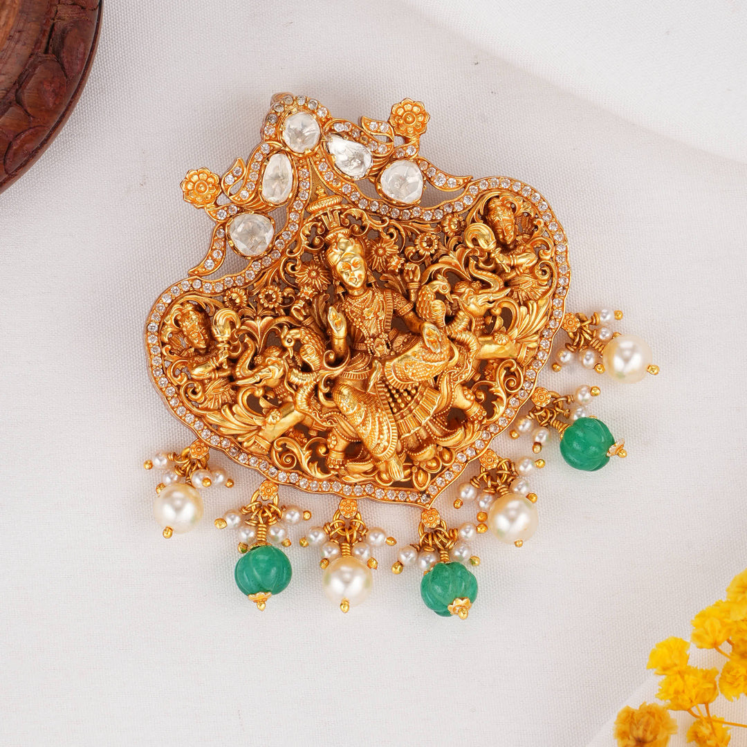 Entrancing Deep Nagas Kundan Pendant