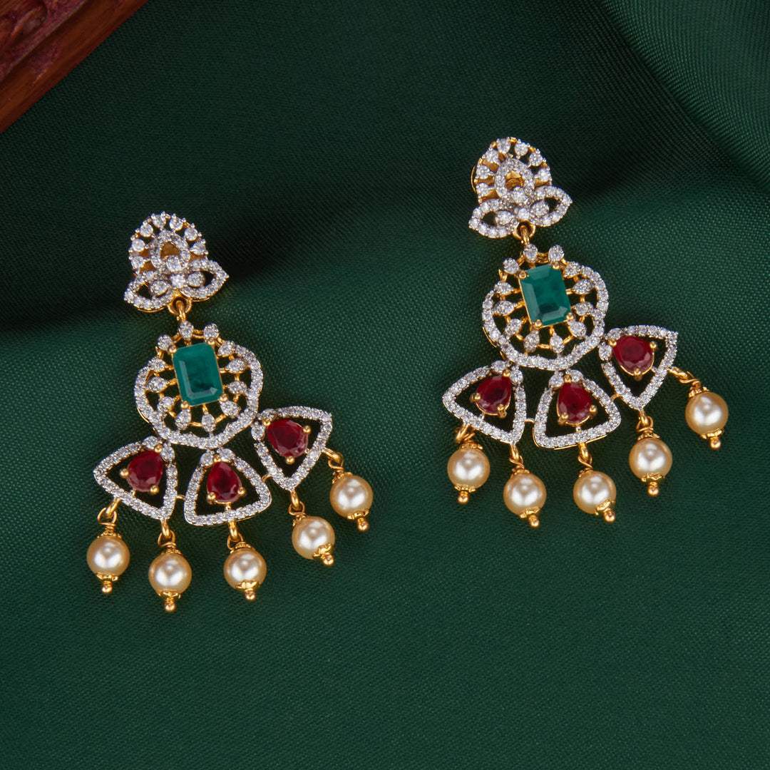 Charm Catchy Avikam Pendant Set