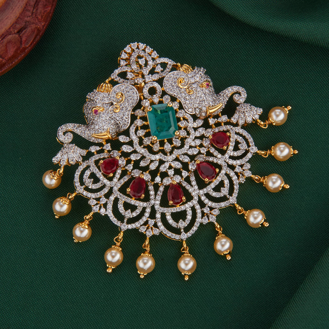 Charm Catchy Avikam Pendant Set