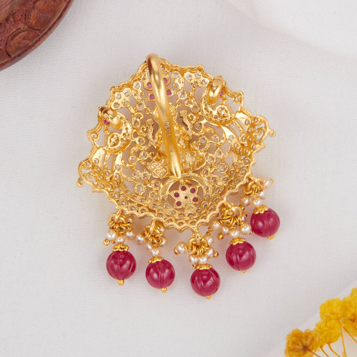 Regal Sparkle  Stone Pendant