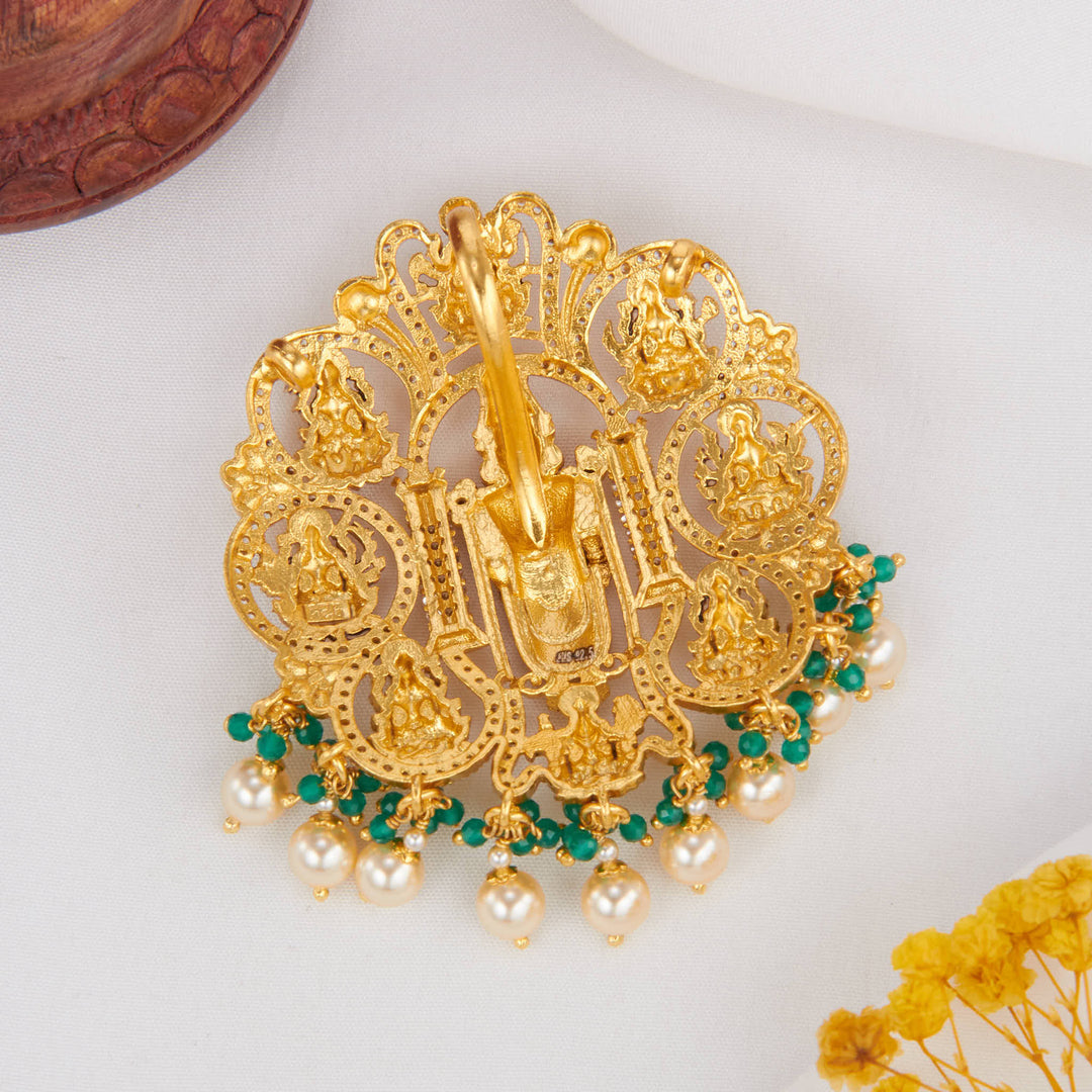 Grand Allure Stone Pendant