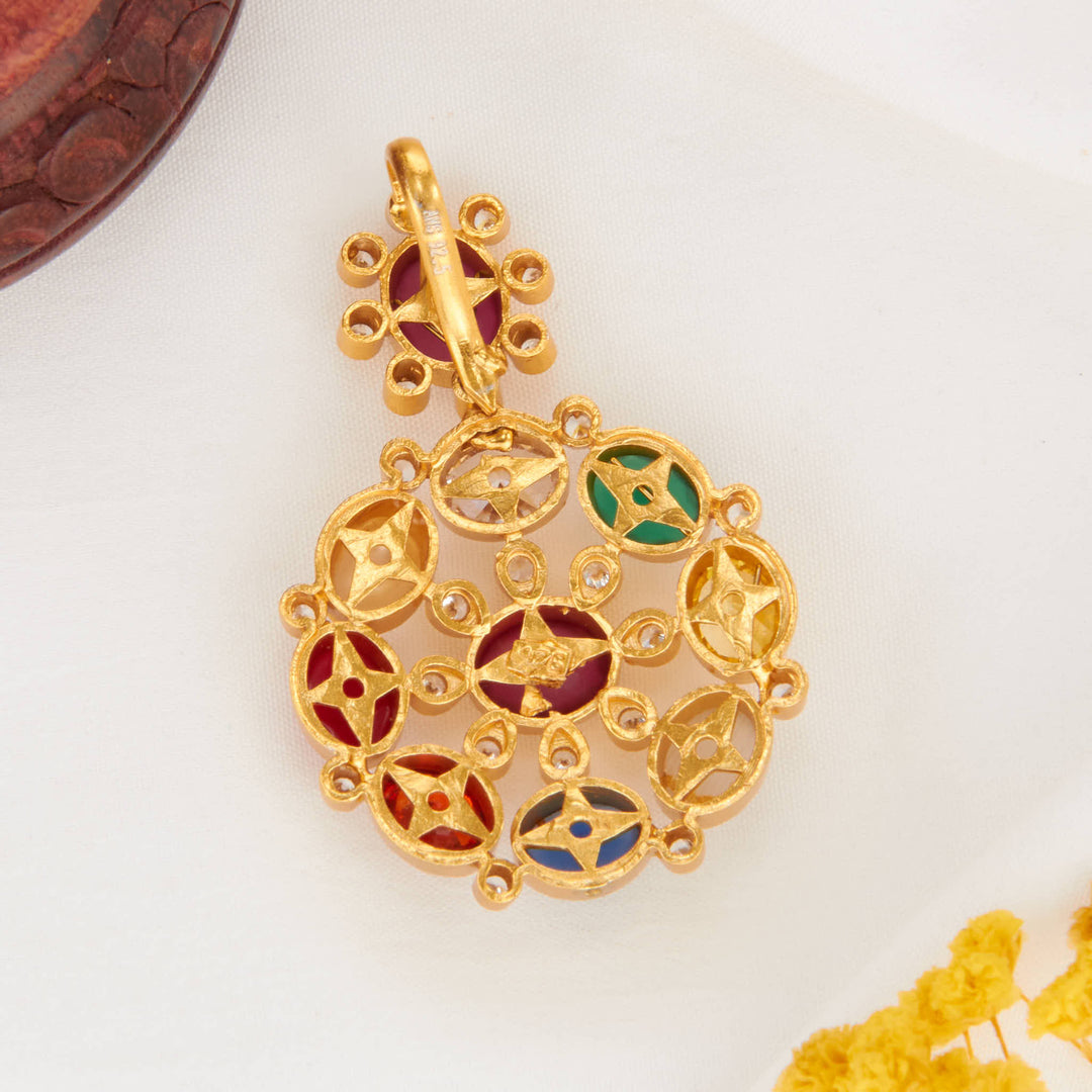 Vibrant Wear Stone Pendant