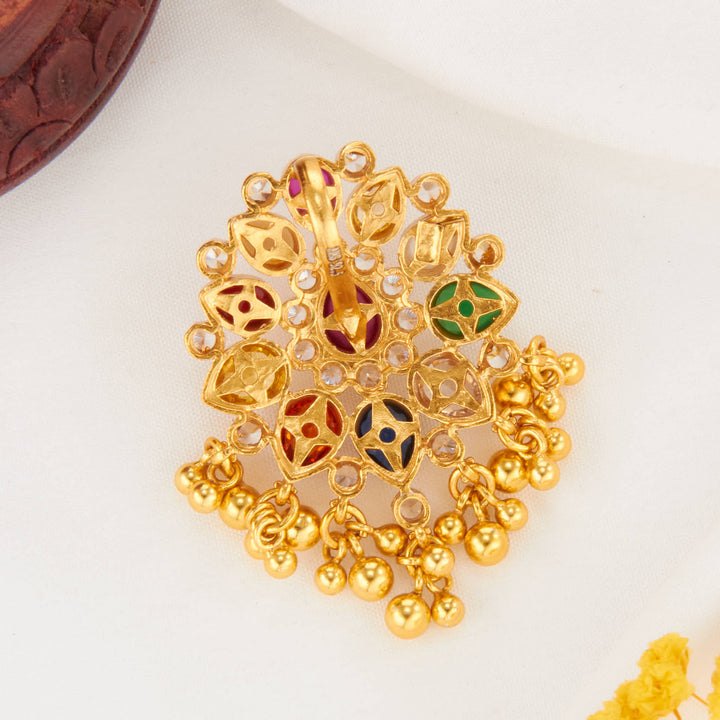 Resplendent Stone Pendant