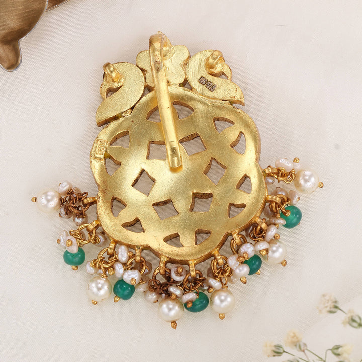 Charming Kundan Pendant