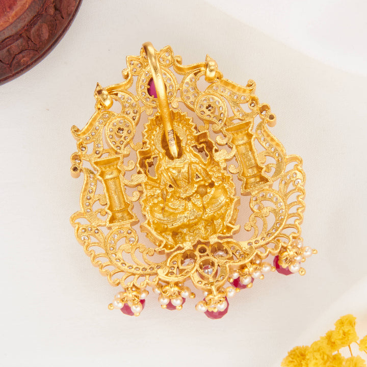 Aarini Stone Pendant