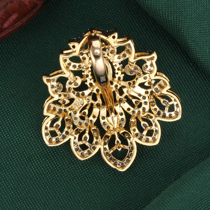 Gleaming Diamond Design Pendant
