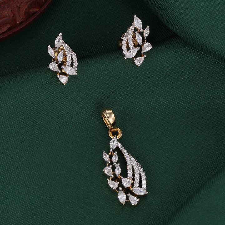 Scintillating Grace Avikam Pendant Set