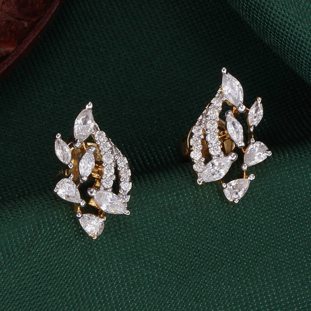 Scintillating Grace Avikam Pendant Set
