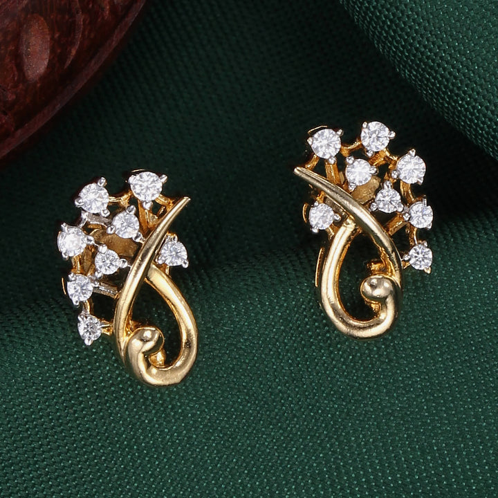 Intensely Radiant Avikam Pendant Set