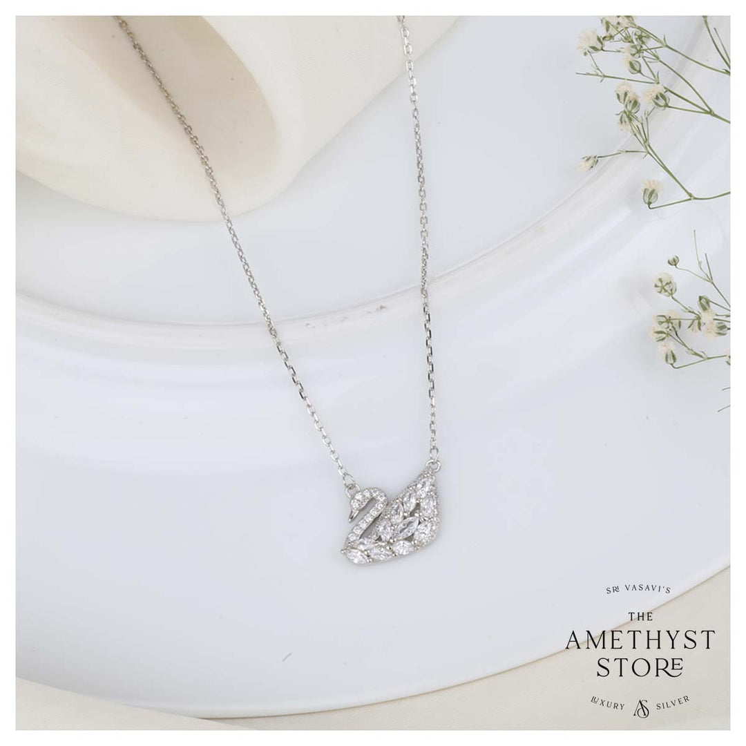 Cygnet Chain - AMS-105-0169