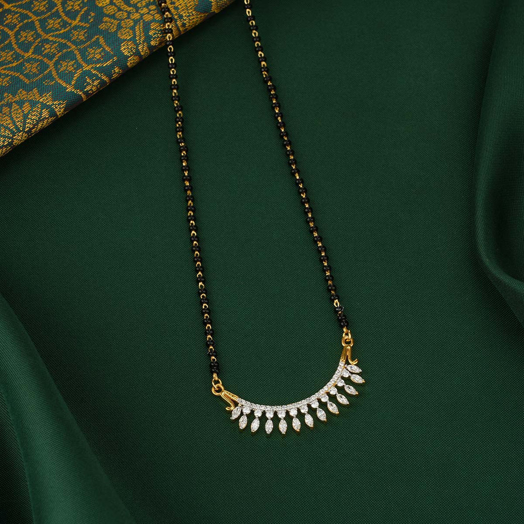 Pretiest Mangalsutra Chain With Earrings