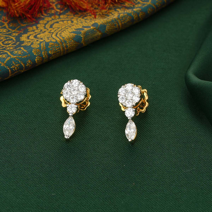 Pretiest Mangalsutra Chain With Earrings