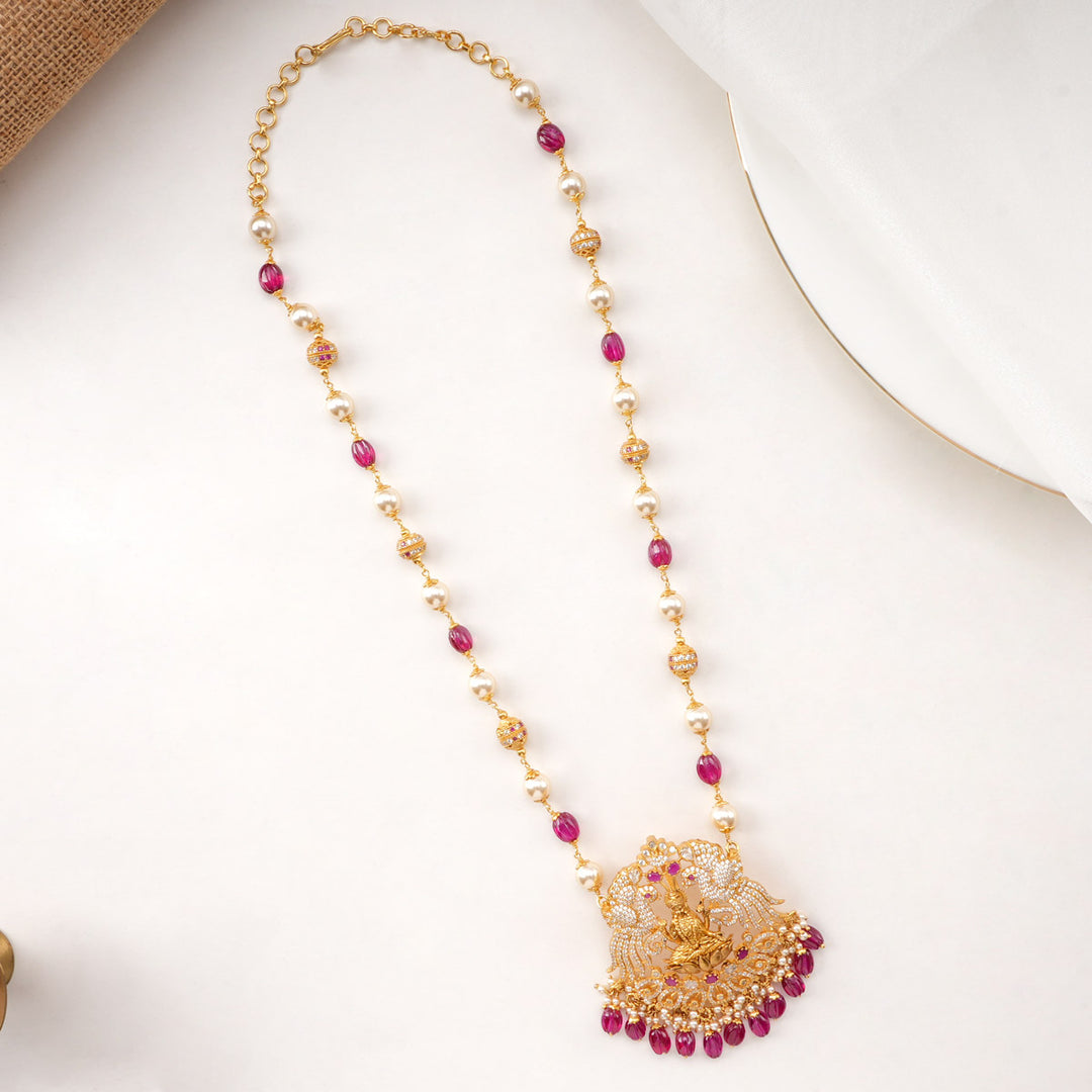 Glitz Pendant with beads chain