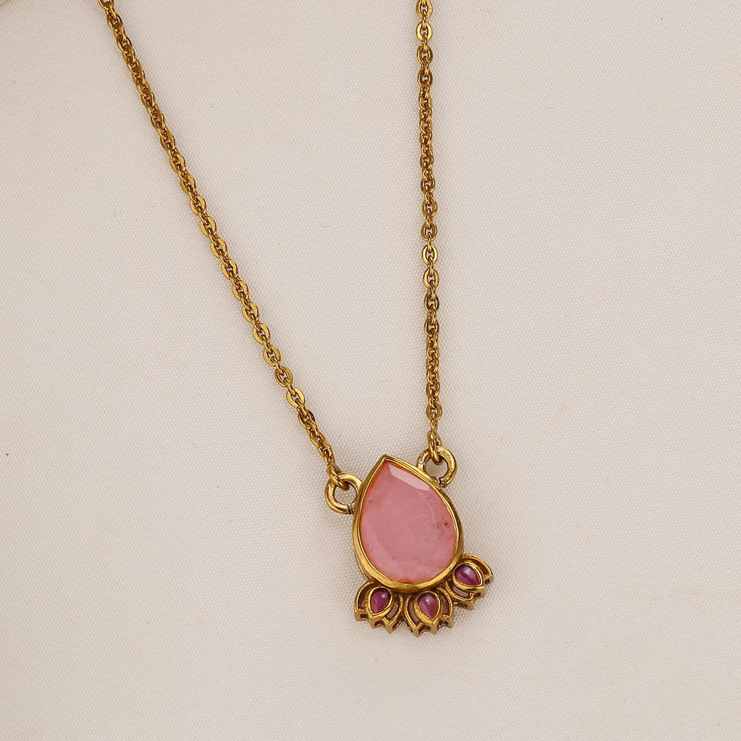 Lithisha Chain with Earrings