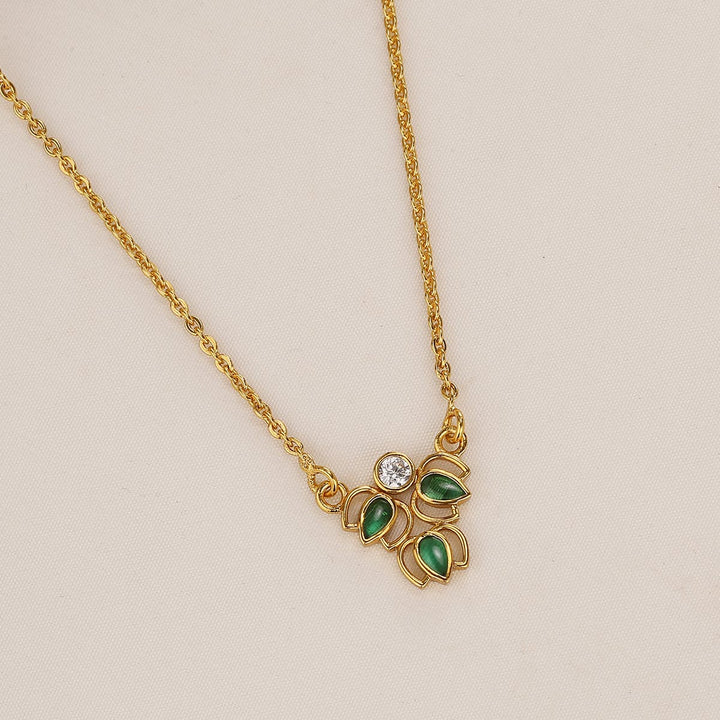 Virusha Chain with Earrings