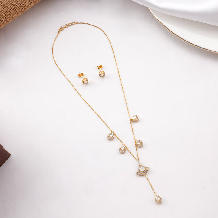 Diyantha Chain With Earrings
