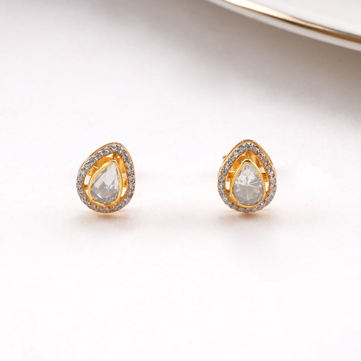 Diyantha Chain With Earrings