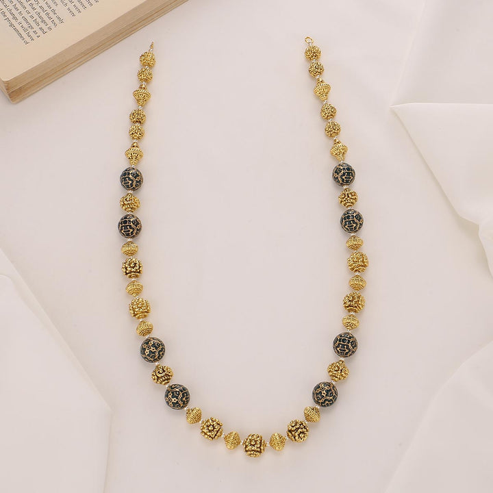 Krishtika Nagas Chain