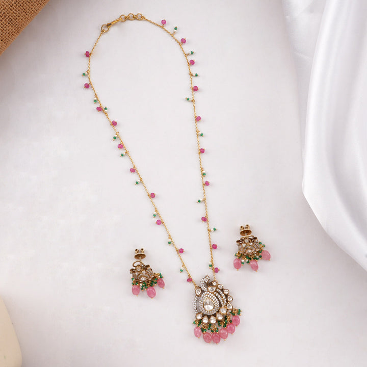 Fabulous Chain with Earrings