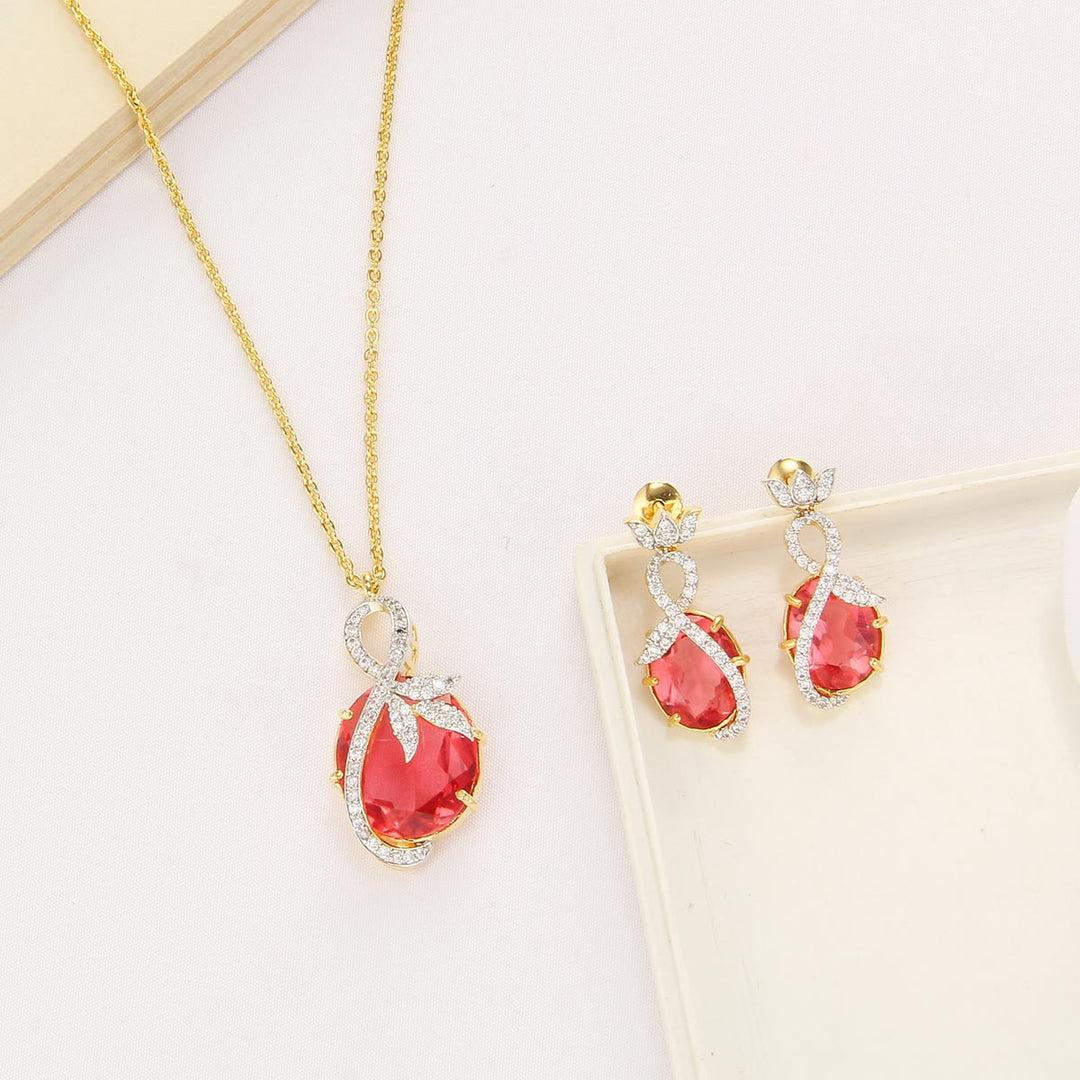 Eternal Glow Chain With Earrings