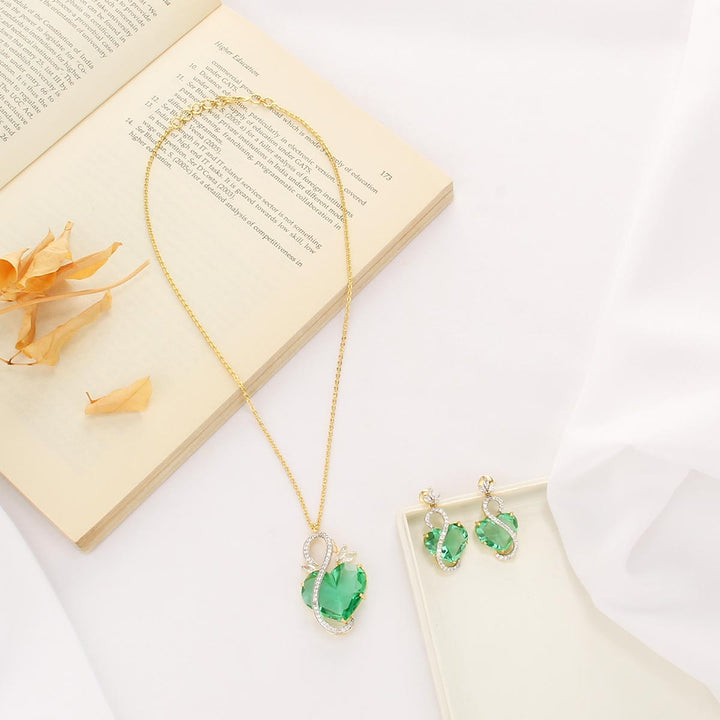Green Heart Chain With Earrings