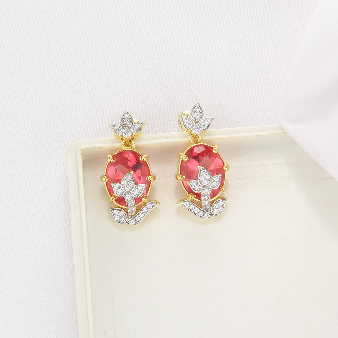 Chic & Fabulous Chain With Earrings