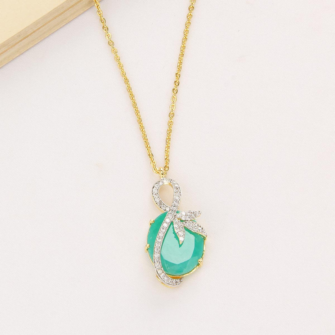 Shervitha Chain With Earrings