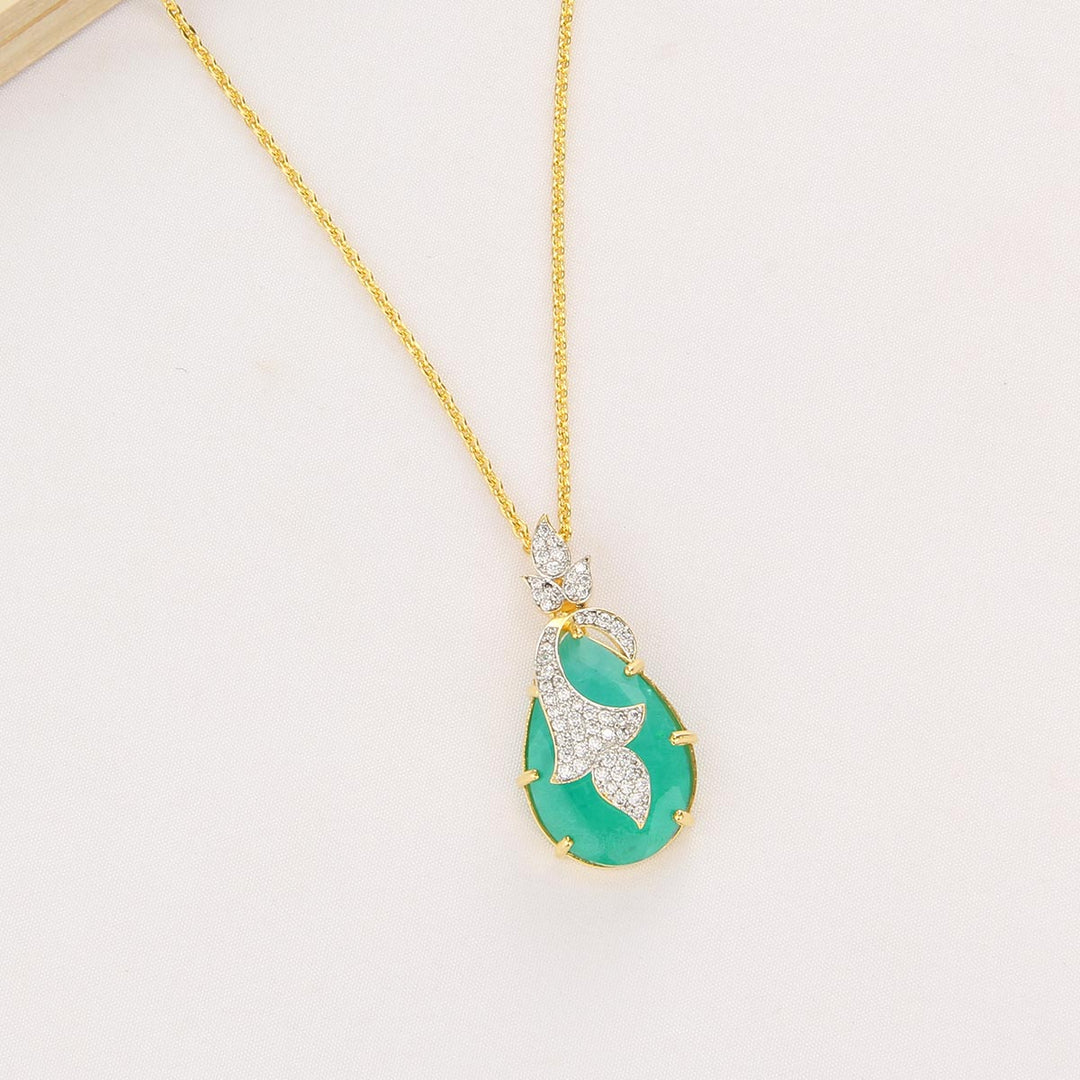 Elegant Chain With Earrings